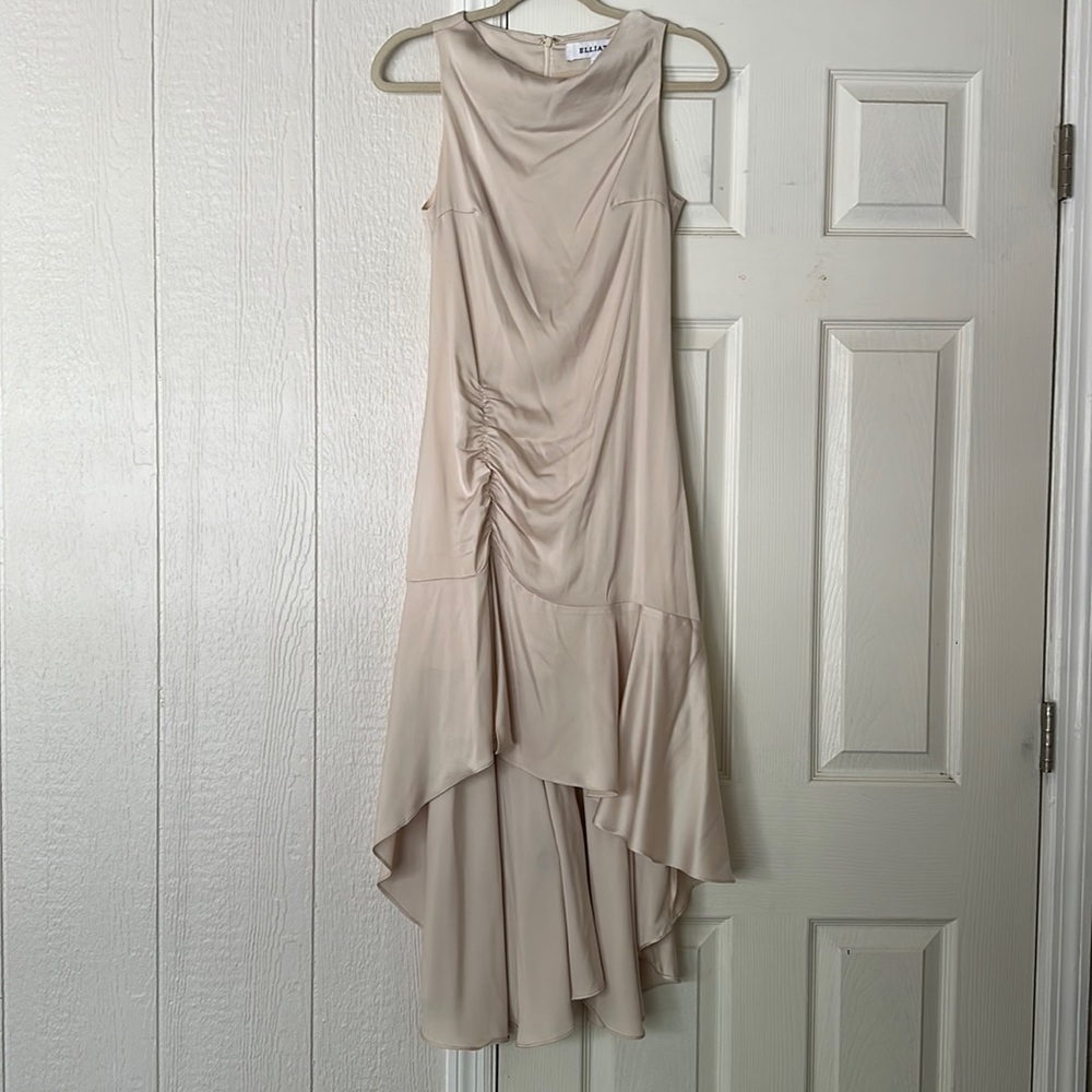 Elliatt White Satin Midi Dress